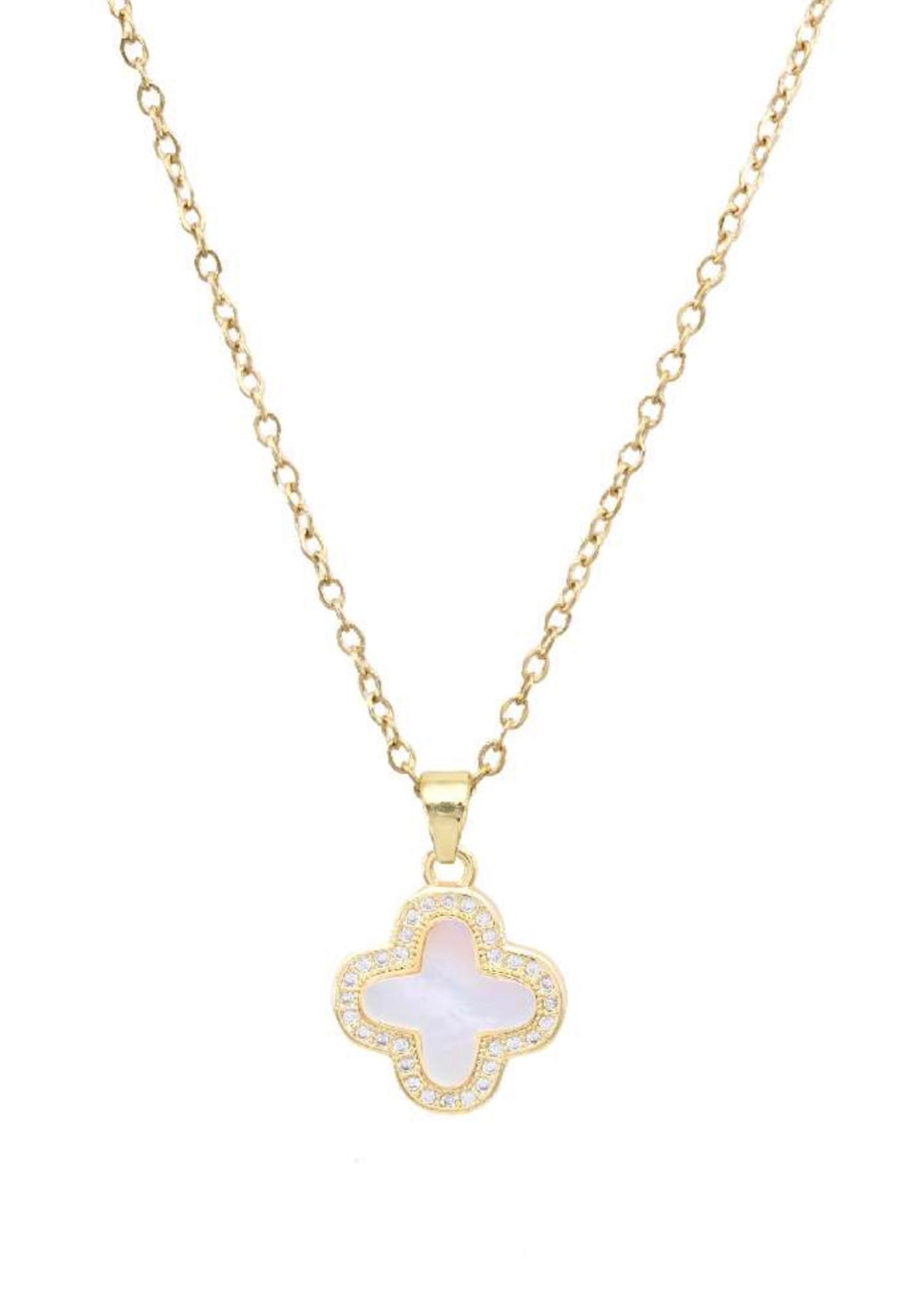 Mother pearl clover necklace